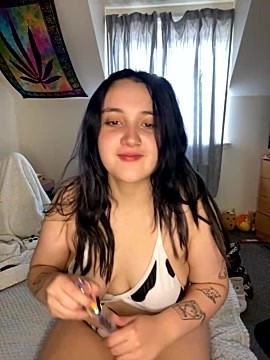 Stonergirlxox nude stripping on webcam for live sex video chat