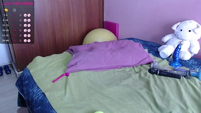 Susanlover nude stripping on webcam for live sex video chat