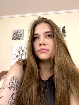 Vikki_toriya nude stripping on webcam for live sex video chat