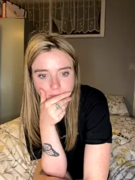 JaydeMidas nude stripping on webcam for live sex video chat