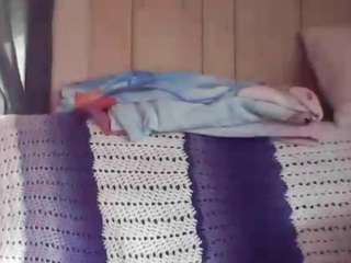 Tinkerbell3085 fully nude on webcam – live sex chat