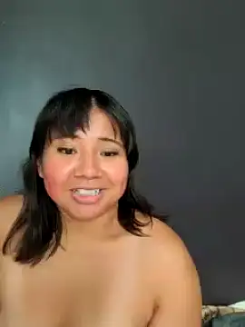 Juanaleft nude stripping on webcam for live sex video chat