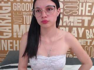 Lauren Santanna fully nude on webcam – live sex chat