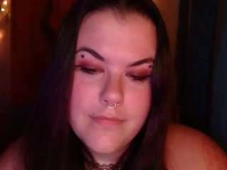 Goddess Kehala fully nude on webcam – live sex chat