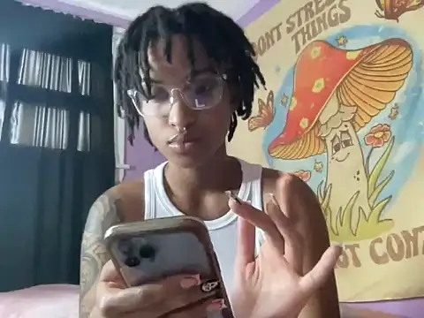 Locs_of_fun nude stripping on webcam for live sex video chat