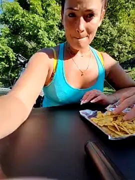 Madisondroit nude stripping on webcam for live sex video chat