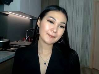 AummiChen fully nude on webcam live sex chat