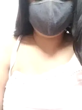 Beautiful_Wife_ nude stripping on webcam for live sex video chat