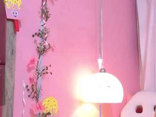 CANDY-SISUK20 fully nude on webcam live sex chat