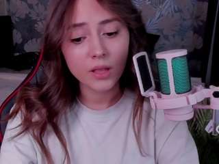 CharliCutie fully nude on webcam live sex chat