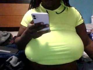 College CUMBUCKET Slut fully nude on webcam live sex chat