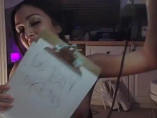 ElleBaby0945 fully nude on webcam live sex chat