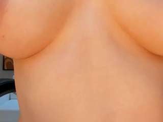 EmilyMartins fully nude on webcam live sex chat