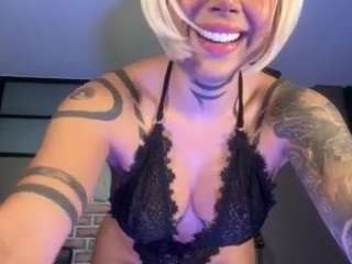 Goddess elettraa fully nude on webcam live sex chat
