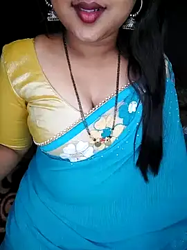 Hot-friendly-girl nude strip on webcam for live sex chat