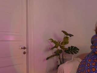 MaryxLee fully nude on webcam live sex chat