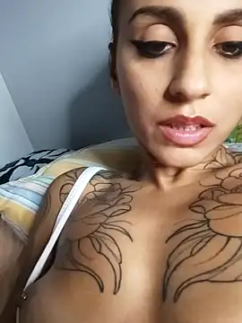 Nadiasexy nude stripping on webcam for live sex video chat