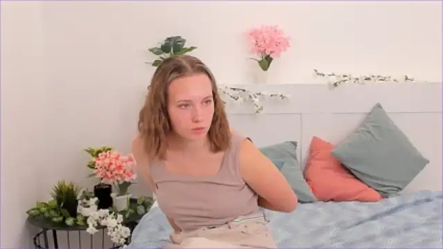PeggyJones nude stripping on webcam for live sex video chat
