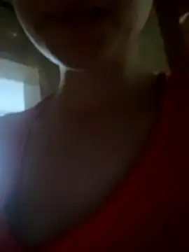 Selinselen nude strip on webcam for live sex chat