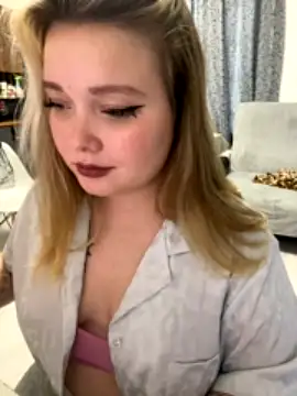 SofiaAdams nude strip on webcam for live sex chat