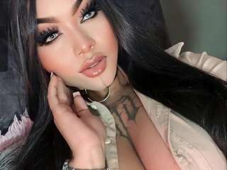 Soycatalina fully nude on webcam live sex chat