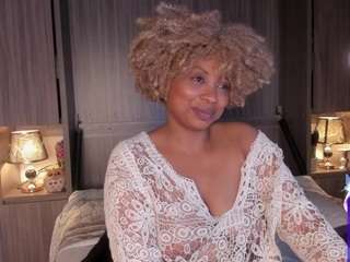 TammyBrown fully nude on webcam live sex chat