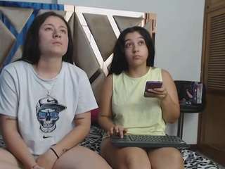 Violet-01 fully nude on webcam live sex chat
