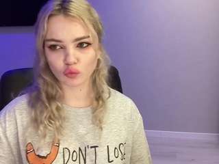 Your angel fully nude on webcam live sex chat