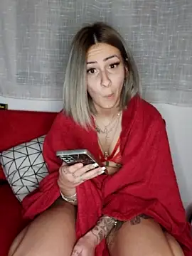 An_g_elly nude strip on webcam for live sex chat