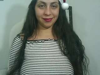 Annie Fox fully nude on webcam live sex chat