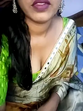 Bhanubaby143 nude strip on webcam for live sex chat