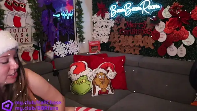 Boomboomr00m nude strip on webcam for live sex chat