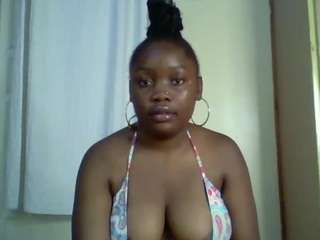 Daberechi fully nude on webcam live sex chat