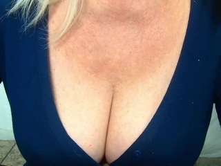 Failofayear fully nude on webcam live sex chat