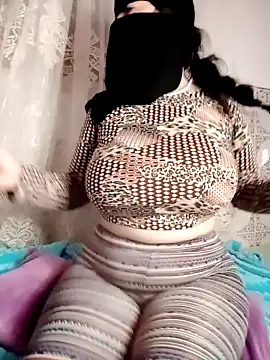 Hanan777BigASS nude strip on webcam for live sex chat