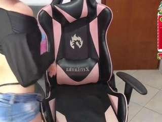 Keitymoon fully nude on webcam live sex chat
