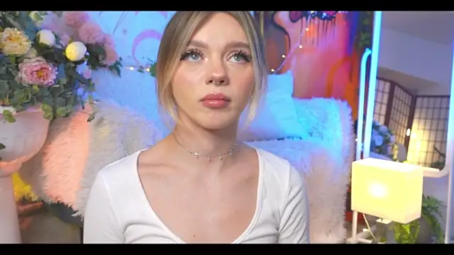KristaBrooks nude strip on webcam for live sex chat