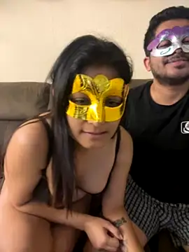 Kurvykurry nude strip on webcam for live sex chat