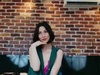 LovelyAmy fully nude on webcam live sex chat