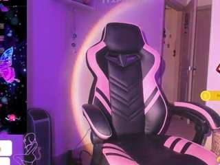 Lustforlola fully nude on webcam live sex chat