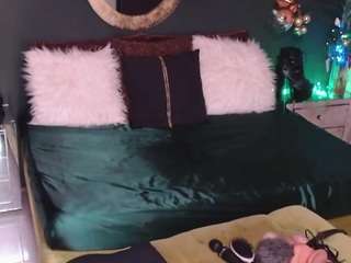 MadikeyHappyy fully nude on webcam live sex chat
