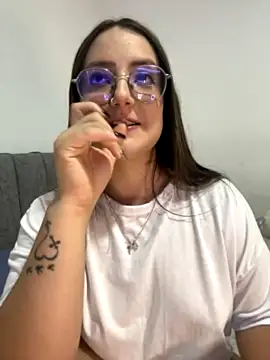 Megan_lux2 nude strip on webcam for live sex chat