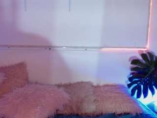 Missy fully nude on webcam live sex chat