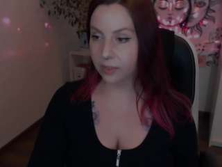 Mistressrini fully nude on webcam live sex chat