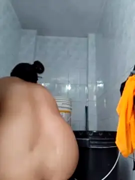 Muskaan_Bhabhi nude strip on webcam for live sex chat