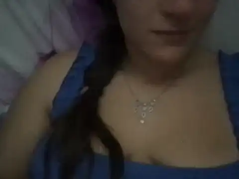 Orsacchiotta22 nude strip on webcam for live sex chat