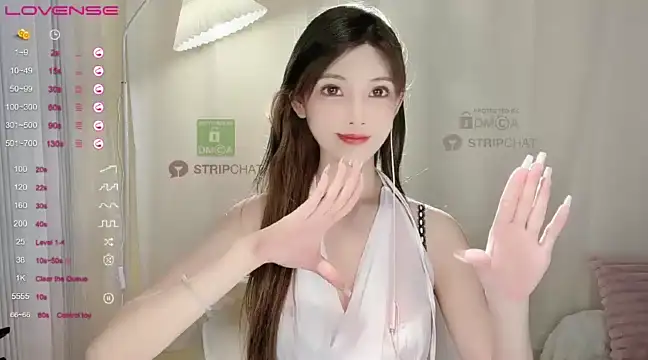 SexyModel-170cm nude strip on webcam for live sex chat