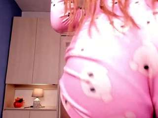 TamaraZaki fully nude on webcam live sex chat