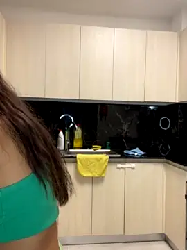 TinyKehlani nude strip on webcam for live sex chat