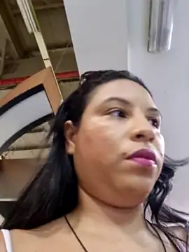 Aless_Rinaldi1 nude strip on webcam for live sex chat